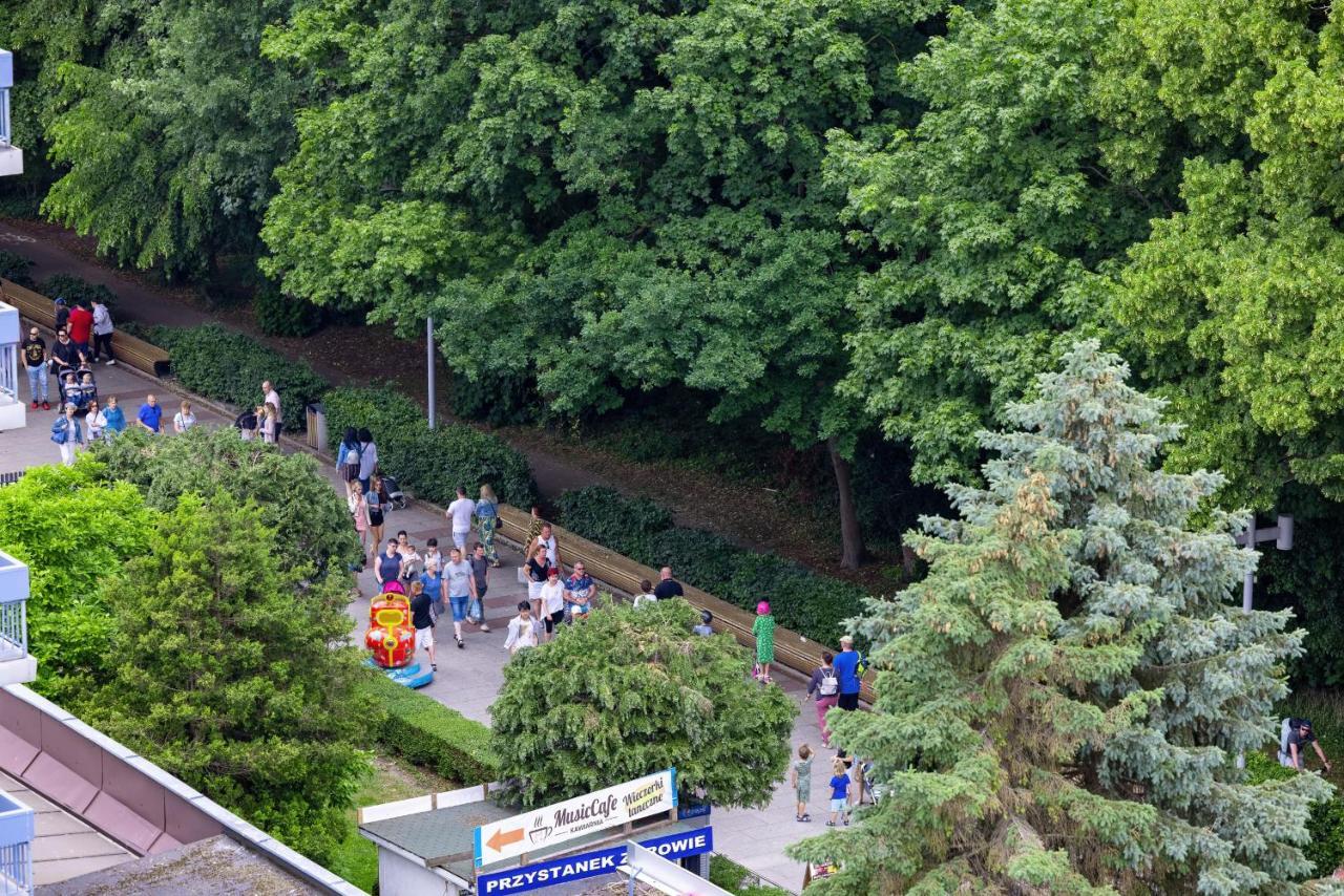 Apartamenty Przy Plazy Reymonta By Noclegi Renters Kołobrzeg Extérieur photo